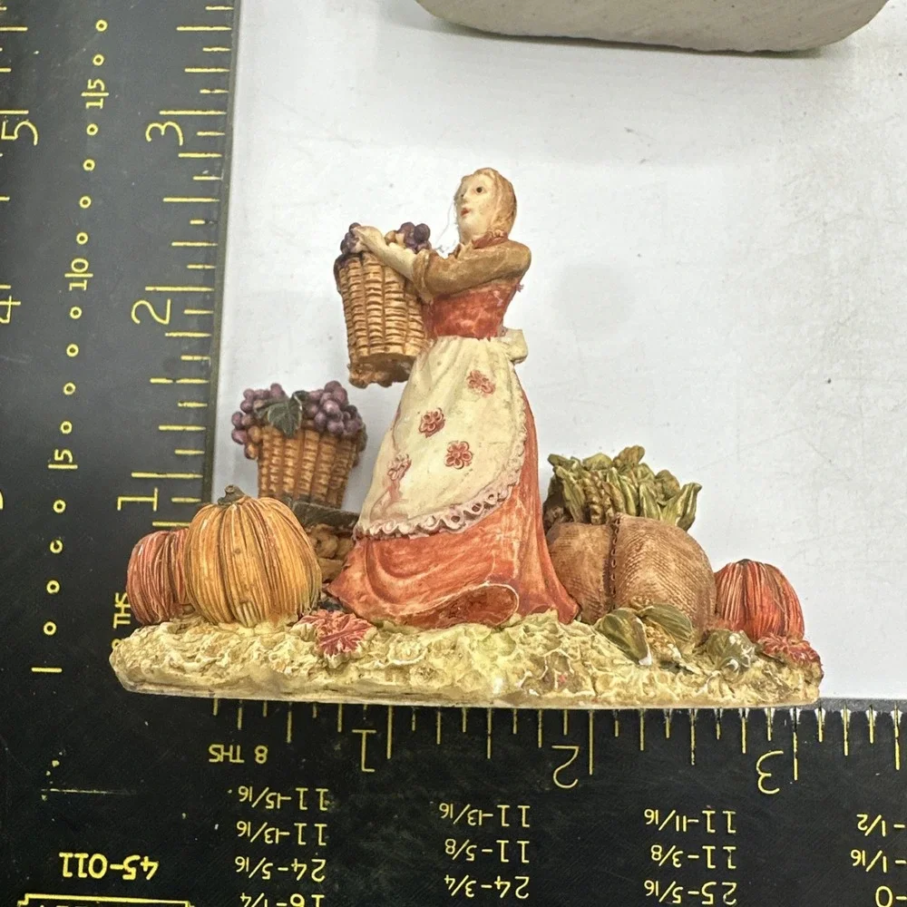 Thanksgiving Figurines Resin Hand Painted Country Style 7 Piece Set